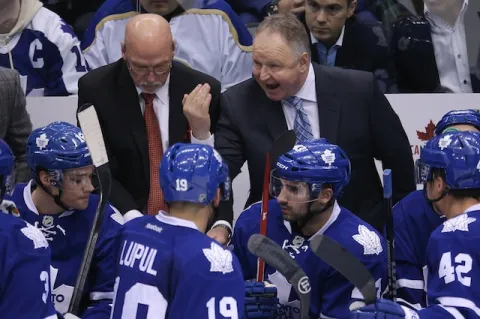 Carlyle a jeho debata s hráči Toronta
