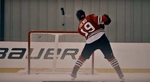#19 Jonathan Toews