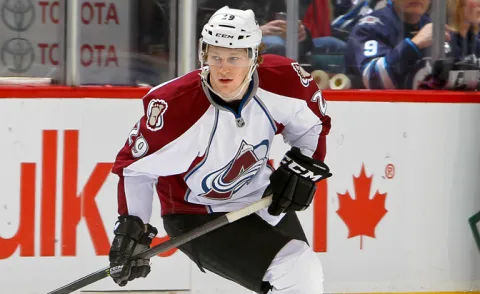 Nathan MacKinnon