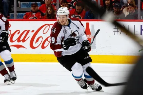 Nathan MacKinnon