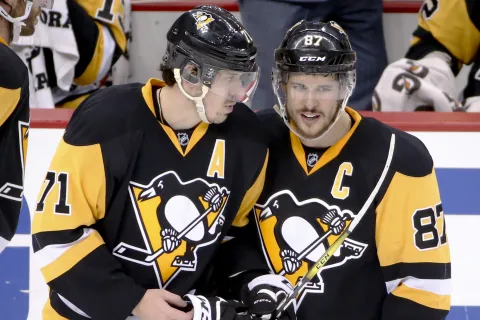 Jevgenij Malkin a Sidney Crosby