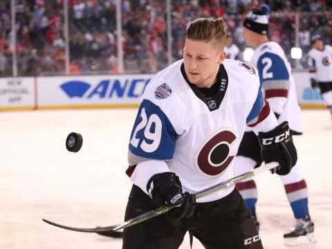Nathan MacKinnon