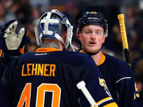 Robin Lehner & Jack Eichel