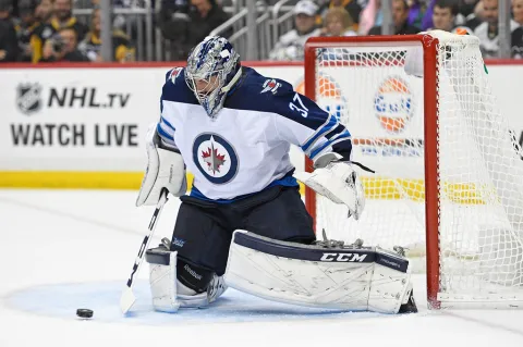 Connor Hellebuyck