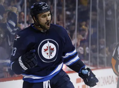 Dustin Byfuglien