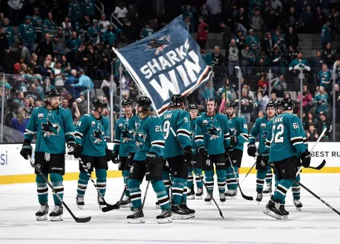 V NHL sa prihodilo niečo, čo sa predtým stalo iba v štyroch prípadoch