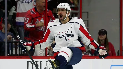 Toto sa len tak nevidí! NHL priniesla tento úkaz iba po druhýkrát v histórii +VIDEO