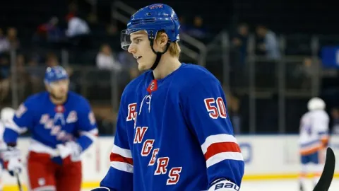 Rangers sa pokúšajú vymeniť Anderssona. V hre sú nespokojní v Edmontone či Nashville