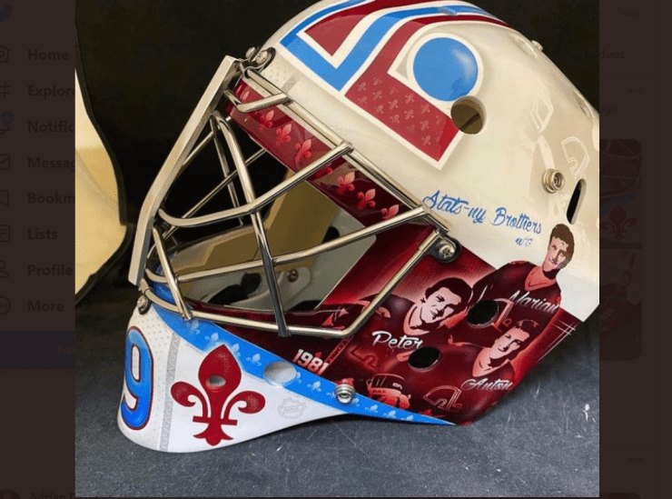 Krásna pocta! Bratia Šťastní na prilbe jedného z brankárov NHL