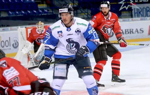 Bojujem o zmluvu v NHL, hovorí s úsmevom Marcel Haščák. Takto to komentoval jeho tréner v HK Poprad