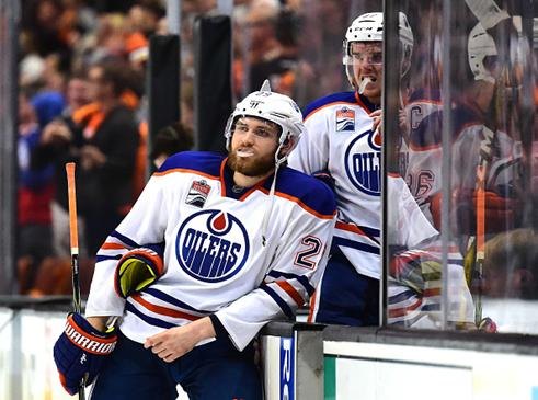 Aká je šanca, že Oilers na čele s McDavidom získajú Stanleyho pohár