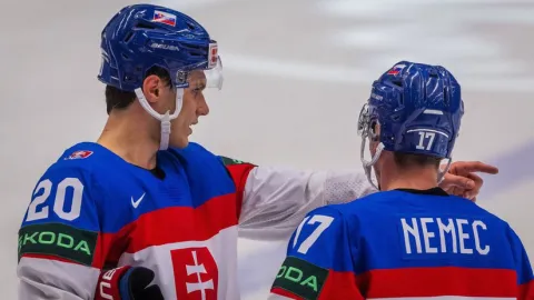 Juraj Slafkovský a Šimon Nemec