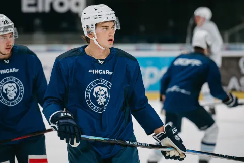 Ondrej Molnár v drese HK Nitra
