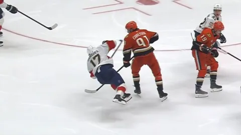 Carlsson vs Rodrigues