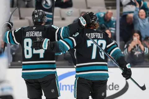 Pavol Regenda a Tyler Toffoli