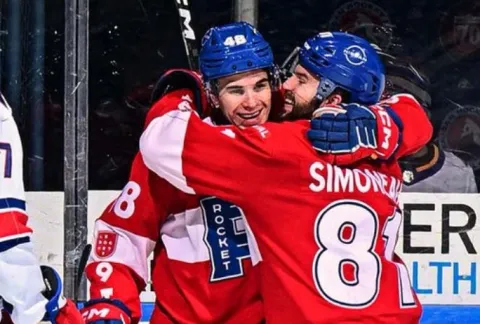 Filip Mešár a Xavier Simoneau sa radujú
