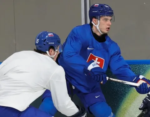 Juraj Slafkovský na tréningu
