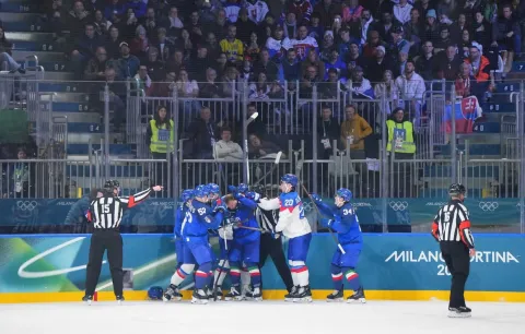 Slafkovský v šarvátke proti Taliansku