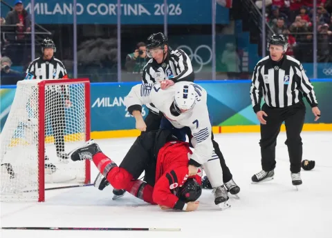 Tom Wilson vs Pierre Crinon