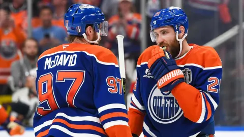 Connor McDavid a Leon Draisaitl